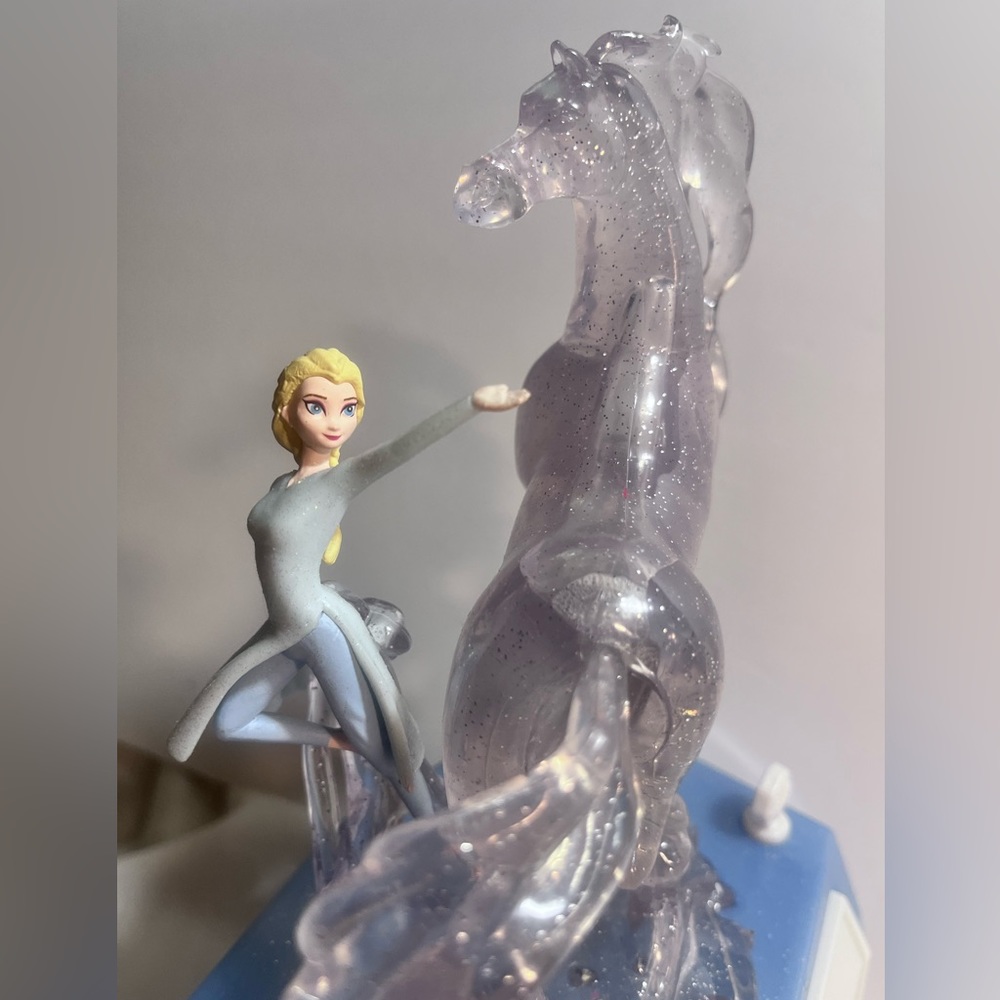 Disney Frozen Frozen 2 Elsa and Water Nokk Jewelry Box [Lights & Sounds] pretty